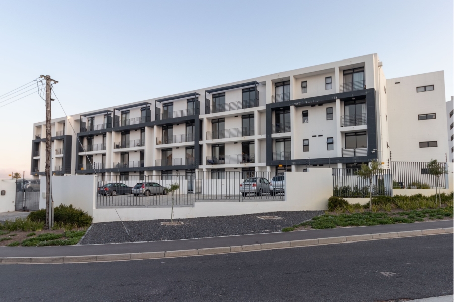 1 Bedroom Property for Sale in Beachfront Western Cape
